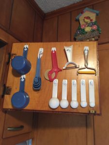 How to Organize Cooking Utensils
